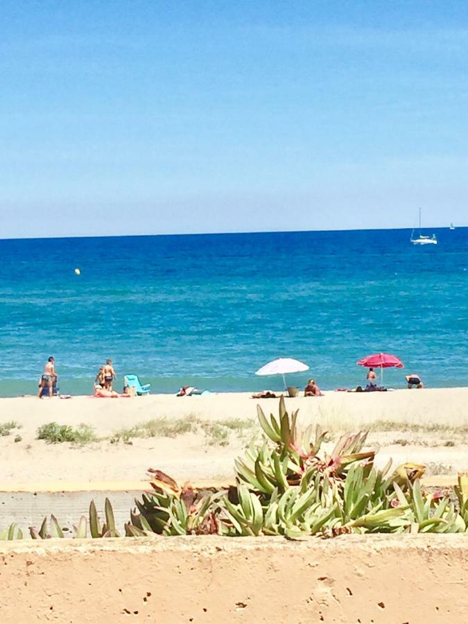 Barcaresa-Charmant T 2 Vue Mer Pied Dans L'Eau Le Barcarès Dış mekan fotoğraf